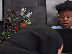 Grosse bite, Sucer une bite, Noir ébène, Hard, Interracial, Chevaucher, Pute, Nénés