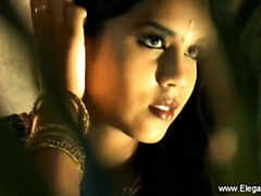 Азиатки, Красотки, Брюнетки, Хд, Индианки, Милф, Мамочка, Софткор