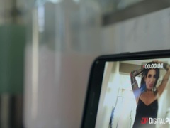 Жопа, Черные, Минет, Сперма на лице, Ноги, Фетиш, Затыкание рта, Натуральные сиськи