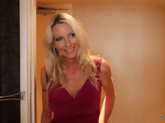 デカ尻, デカパイ, フェラチオ, 指いじり, 手コキする, ハードコア, なめる, 淫乱熟女