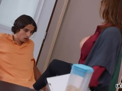 フェラチオ, 茶髪の, 顔射, なめる, ピアス, ショートヘア, スペイン人, タトゥー
