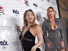 Gros seins, Exhib, Fête, Actrice du porno, Public, Nénés