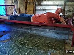 Amateur, Bondage