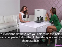 Leie, Frau, Fingern, Lesbisch, Lecken, Büro, Muschi, Hintern versohlen