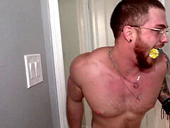 Большой член, Сиськи