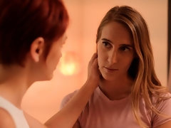 69, Cul, Embrassement, Lesbienne, Seins naturels, Rousse roux, Rasée, Dénudage