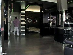 Grosse bite, Gros seins, Plantureuse, Hard, Hongroise, Fils, Plan cul à trois, Nénés