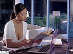 Asiatique, Cul, En levrette, Poilue, Léchez, Seins naturels, Chatte, Adolescente