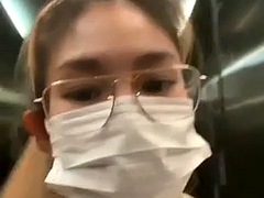 Asiatique, Sucer une bite, Tir de sperme, Faciale, Hard, Interracial, Maigrichonne, Nénés