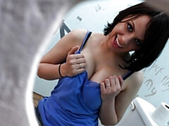 デカ尻, デカチン, デカパイ, フェラチオ, 茶髪の, のぞき穴, なめる, オナニー