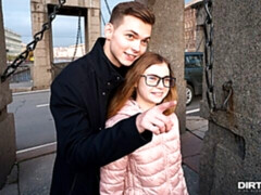 ブロンド, フェラチオ, バック, 手コキする, キス, 剃毛, ティーン, オッパイの