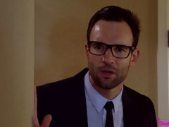 Anal, Grosse bite, Sucer une bite, Éjaculation interne, Massage, Petite femme, Rasée, Cheveux courts