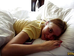 18 jahre, Grosser schwanz, Kehlenfick, Schwanz, Hardcore, Hd, Natürlich, Rau