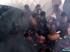 Noire, Blonde, Sucer une bite, Gorge profonde, Groupe, Énorme, Interracial, Mère que j'aimerais baiser