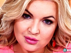 Gros seins, Blonde, Branlette thaïlandaise, Hd, Naturelle, Seins naturels, Bureau, Chatte