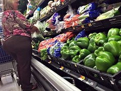 Толстушки, Бабушки, Милф, Подглядывание