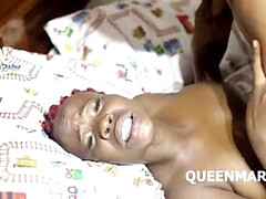 Enthousiasteling, Dichtbij, Harig, Huisgemaakt, Moeder die ik wil neuken, Zusters, Tiener, Slet