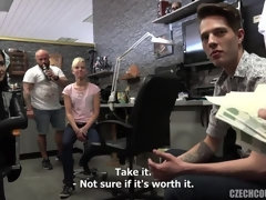 ブロンド, フェラチオ, フォアサム, 手コキする, パーティ, 剃毛, ショートヘア, ティーン