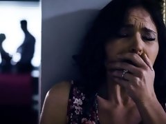 Blond, Pijpbeurt, Hondjeshouding, 1 man 2 vrouwen, Handbeurt, Tiener, Trio, Tieten likken