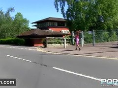 Bruinharig, Zwart, Hd, Moeder die ik wil neuken, Moeder, Pissen, Openbaar, Alleen