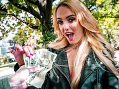 Grote kont, Grote lul, Blond, Pijpbeurt, Hondjeshouding, Geld, Tiener, Tieten likken