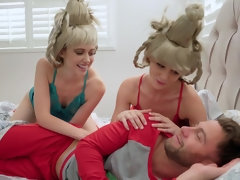 Rubia, Mamada, Estilo perrito, Hd, Tetas naturales, Afeitado, Trio, Tetas