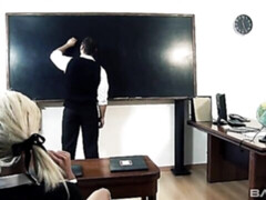 Gros cul, Grosse bite, Gros seins, Sucer une bite, Seins naturels, Élève, Adolescente, Nénés