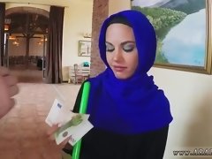 Arab teen sucks tasty cock