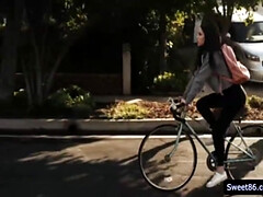 18 ans, Blonde, Brunette brune, Hd, Lesbienne, Mère que j'aimerais baiser, Adolescente, Nénés