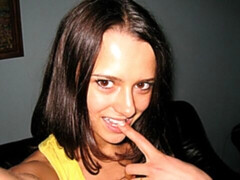 Любители, Брюнетки, Пальцем, Большие дырки, Трусики, Молоденькие, Сиськи, Вебкамера