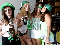 Спальня, Большая жопа, Минет, Натуральные сиськи, Оргии, Вечеринка, Молоденькие, Сиськи