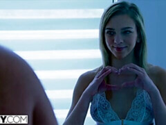 Anaal, Kont, Blond, Pijpbeurt, Hondjeshouding, Zoenen, Tiener, Tieten likken