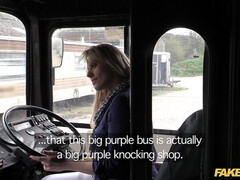 お尻, 舐める尻, ベッドルーム, フェラチオ, 中出し, 顔射, アウトドア, おもらし