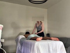 Asiatisch, Tussi, Grosser schwanz, Blondine, Blasen, Handjob, Massage, Jungendliche (18+)