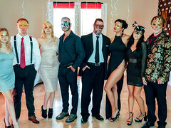 Blasen, Braunhaarige, Hundestellung, Handjob, Maske, Orgie, Party, Reiten