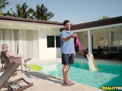 Enthousiasteling, Masseren, Masturbatie, Natuurlijke tieten, Klein, Biljart, Kut duiken, Tieten likken