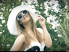 Morena, Linda, Tacones, Masturbación, Al aire libre, Flaco, Adolescente