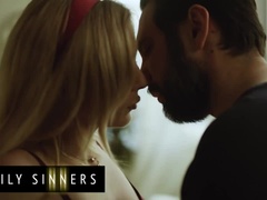 Blonde, Sucer une bite, Léchez, Naturelle, Chevaucher, Rasée, Gicler, Nénés