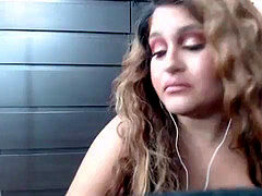 Mamada, Mamá, Tabú