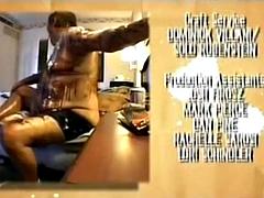 Tussi, Grosse titten, Spassig, Öffentlich, Titten