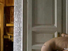 Brunette brune, Éjaculation interne, Hd, Sauna, Rasée