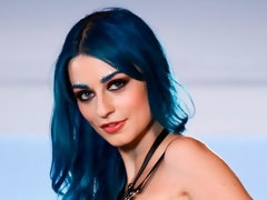 Grote kont, Pijpbeurt, Handbeurt, Zoenen, Ondergoed, Tatoeage, Tiener, Tieten likken