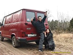 素人, フェラチオ, 茶髪の, 車, ヨーロピアン, ハードコア, アウトドア, 公共