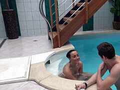 Bruinharig, Man die toekijkt, Europees, Masseren, Geld, Realiteit, Tiener