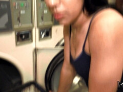 Leie, Arsch, Braunhaarige, Spermaladung, Hardcore, Pov, Muschi