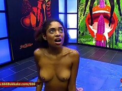 Sucer une bite, Brunette brune, Bukkaké, Tir de sperme, Queue, Érotique, Italienne, Seins naturels