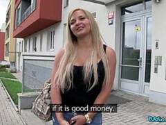 Amateur, Tetas grandes, Estilo perrito, Corridas faciales, Pajear, Al aire libre, Pov, Público