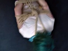 Kinderhüterin, Grosse titten, Fesselspiele, Britisch