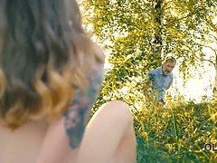Sucer une bite, En gros plan de très près, Hd, Branler, Chatte, Suçant, Tatouage, Adolescente
