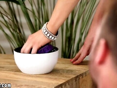 Gros seins, Sucer une bite, Hard, Mère que j'aimerais baiser, Petite femme, Douche, Maigrichonne, Nénés